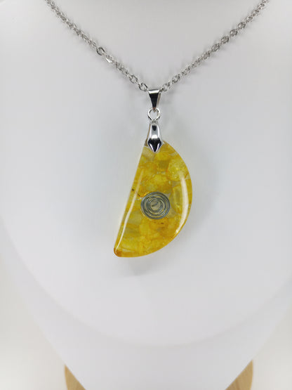 Pendentif collier de citrine jaune et résine, Pierre de naissance novembre, Cristaux naturels, Cadeau anniversaire et Bijou Boho fait main.