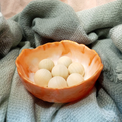 Coupelle à bijoux et bague fait main, plat de rangement vide poche en résine, Bol décoratif blanc orange. Cadeau et décoration